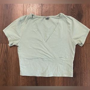 Women’s Sky & Sparrow Green Crop Top S